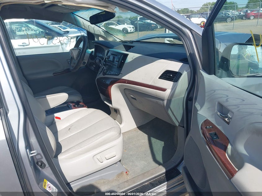 2012 Toyota Sienna VIN 5TDYK3DC7CS231238 IAAI salvage auction — FRONT & REAR, Salvage Title, sold $1,275 on 2026-07-20 (photo 5)