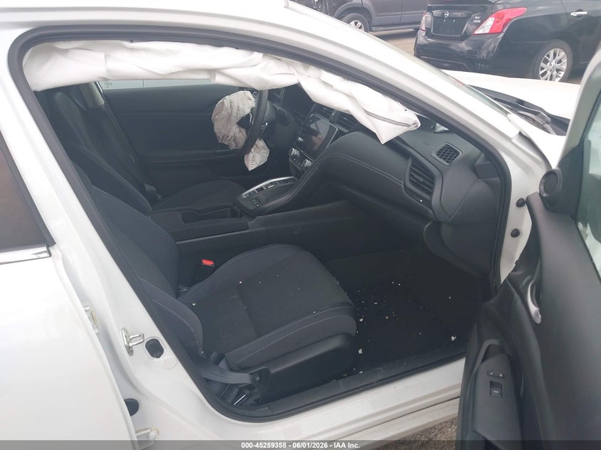 2021 Honda Insight VIN 19XZE4F57ME002506 IAAI salvage auction — RIGHT SIDE, Salvage Title, sold $3,150 on 2026-07-09 (photo 5)