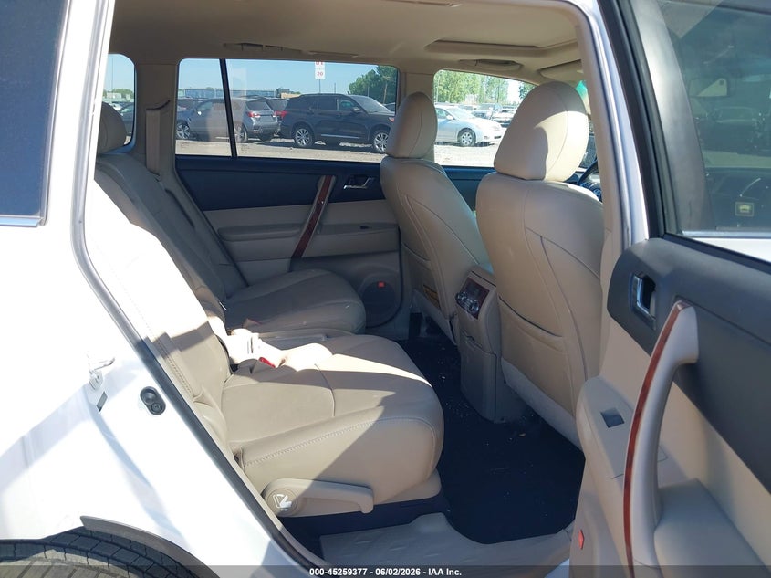 2012 Toyota Highlander VIN 5TDDK3EH2CS133632 IAAI salvage auction — FRONT END, Salvage Title, sold $4,450 on 2026-07-08 (photo 8)
