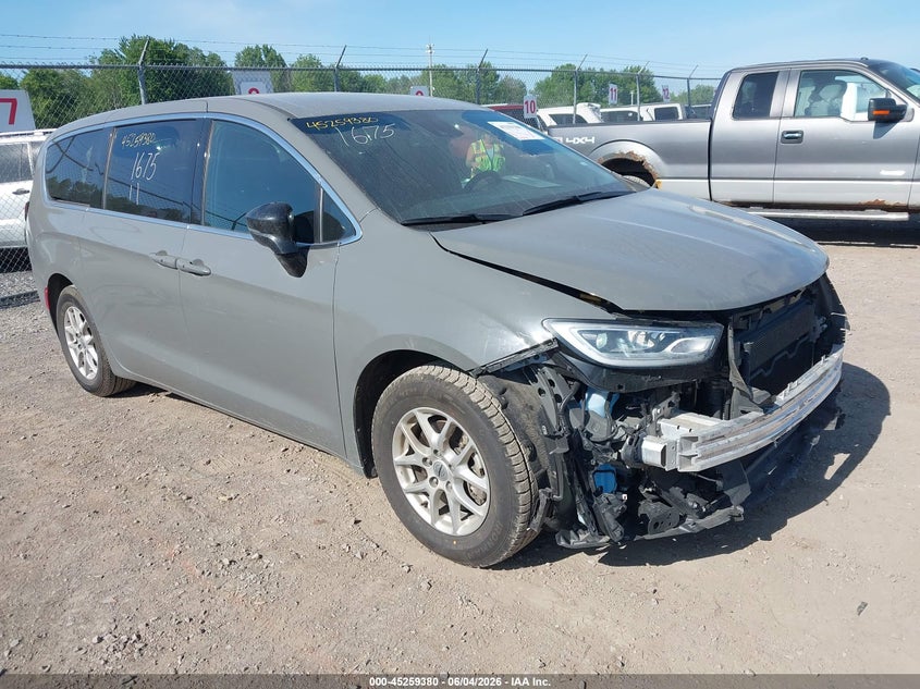 2025 Chrysler Pacifica VIN 2C4RC1BG8SR521104 IAAI salvage auction — FRONT END, Clear (Georgia), sold $14,250 on 2026-07-30 (photo 1)