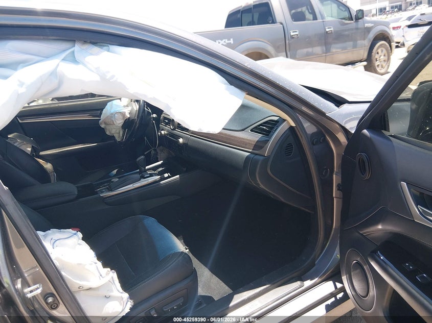 2016 Lexus Gs VIN JTHBZ1BL4GA003742 IAAI salvage auction — FRONT & REAR, Salvage (Texas), sold $25 on 2026-07-28 (photo 5)