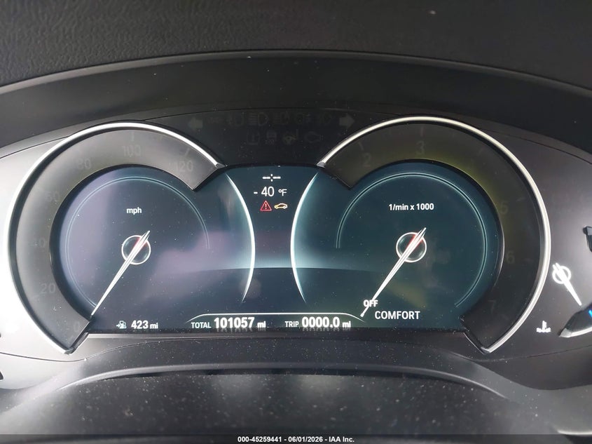 2019 BMW 5er VIN WBAJE7C5XKWW11138 IAAI salvage auction — FRONT END, Salvage Title, sold $8,600 on 2026-07-30 (photo 7)