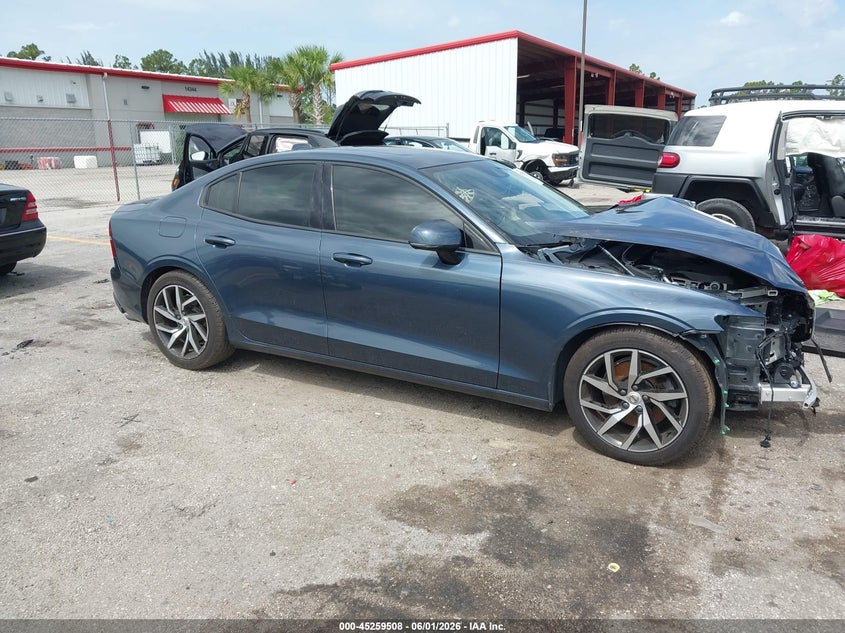 2020 Volvo S60 VIN 7JR102FK8LG064583 IAAI salvage auction — FRONT END, Salvage Title, sold $825 on 2026-07-13 (photo 1)