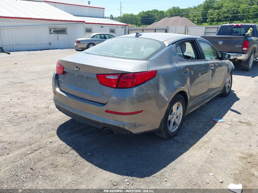 2015 Kia Optima VIN 5XXGM4A77FG505708 IAAI salvage auction — FRONT & REAR, Salvage (Illinois), sold $425 on 2026-07-29 (photo 4)