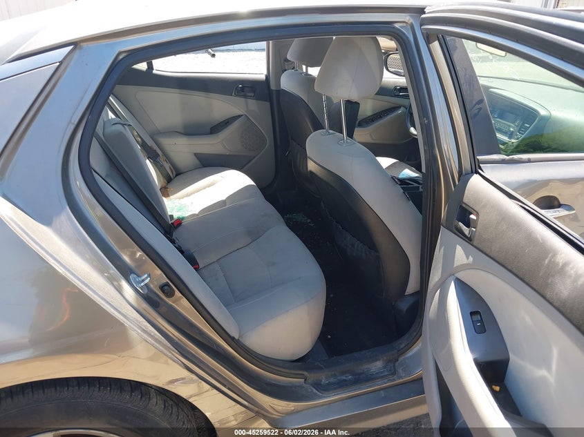 2015 Kia Optima VIN 5XXGM4A77FG505708 IAAI salvage auction — FRONT & REAR, Salvage (Illinois), sold $425 on 2026-07-29 (photo 8)