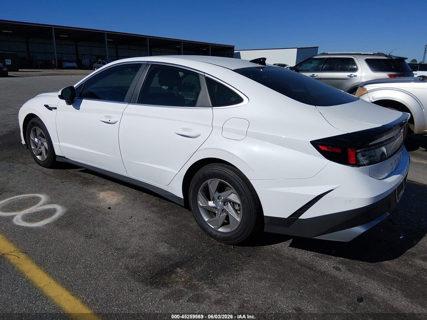 2026 Hyundai Sonata VIN KMHL24JA4TA535638 IAAI salvage auction — RIGHT FRONT, Salvage Title, sold $7,800 on 2026-08-27 (photo 3)