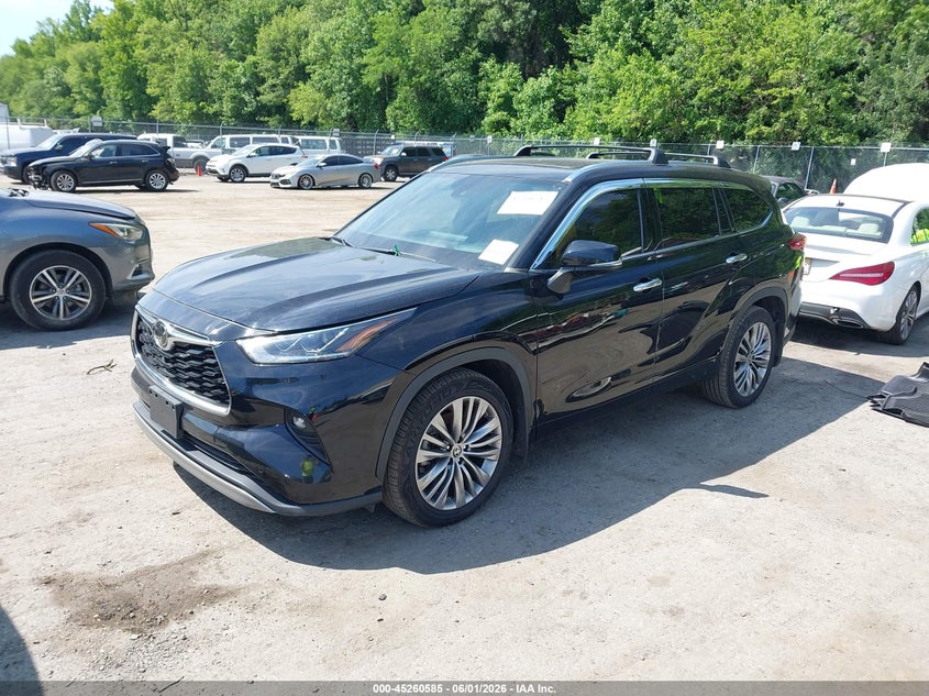 2021 Toyota Highlander VIN 5TDFZRBH0MS064811 IAAI salvage auction — THEFT, Salvage Title, sold $22,100 on 2026-08-01 (photo 2)