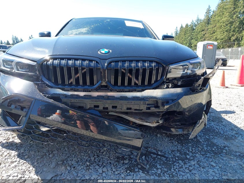 2024 BMW 3er VIN 3MW89FF03R8E43956 IAAI salvage auction — FRONT END, Salvage Title, sold $13,700 on 2026-07-29 (photo 6)