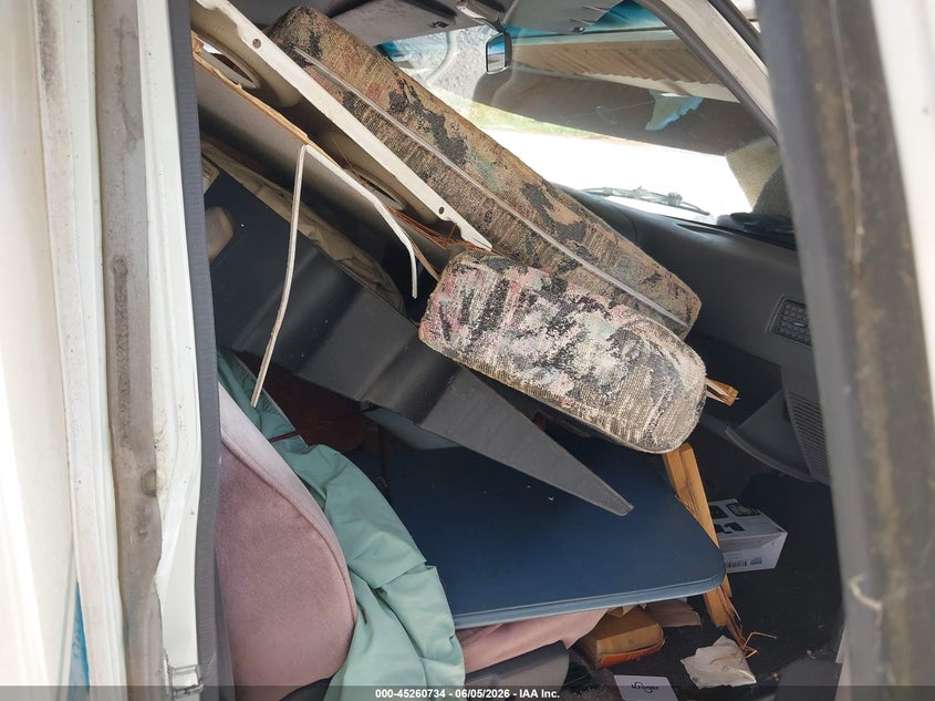 1992 Toyota Pickup VIN JT5VN94T9N0028804 IAAI salvage auction — REAR END, Clear (Tennessee), sold $500 on 2026-07-06 (photo 5)