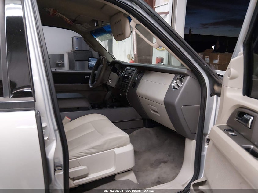2014 Ford Expedition VIN 1FMJK1G52EEF59660 IAAI salvage auction — LEFT FRONT, Salvage Title, sold $875 on 2026-08-02 (photo 5)