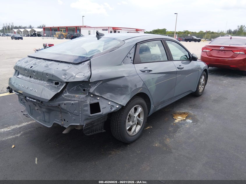 2022 Hyundai Elantra VIN KMHLL4AG8NU350530 IAAI salvage auction — REAR END, Salvage Title, sold $4,050 on 2026-07-09 (photo 4)
