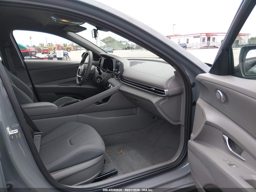 2022 Hyundai Elantra VIN KMHLL4AG8NU350530 IAAI salvage auction — REAR END, Salvage Title, sold $4,050 on 2026-07-09 (photo 5)