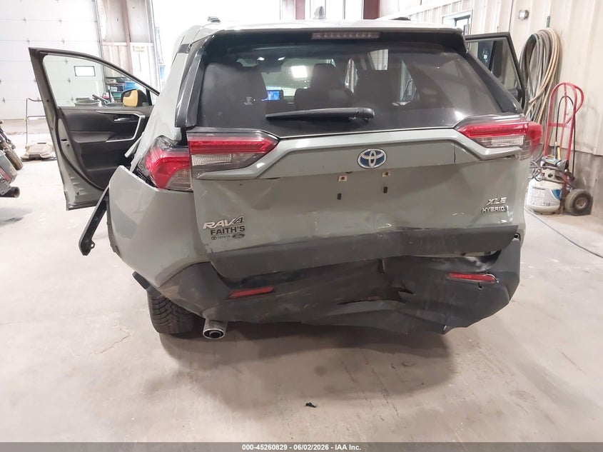 2023 Toyota Rav 4 VIN JTMB6RFV0PD110581 IAAI salvage auction — FRONT & REAR, Salvage Title, sold $9,600 on 2026-07-16 (photo 6)