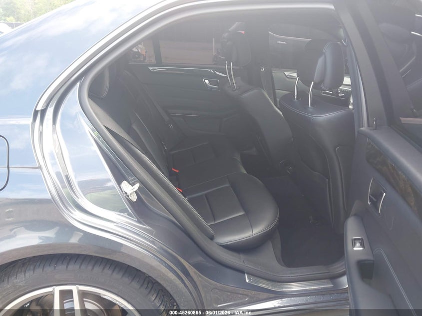 2014 Mercedes-benz E-klasse VIN WDDHF5KB4EA974794 IAAI salvage auction — THEFT, Salvage Title, sold $1,250 on 2026-07-22 (photo 8)
