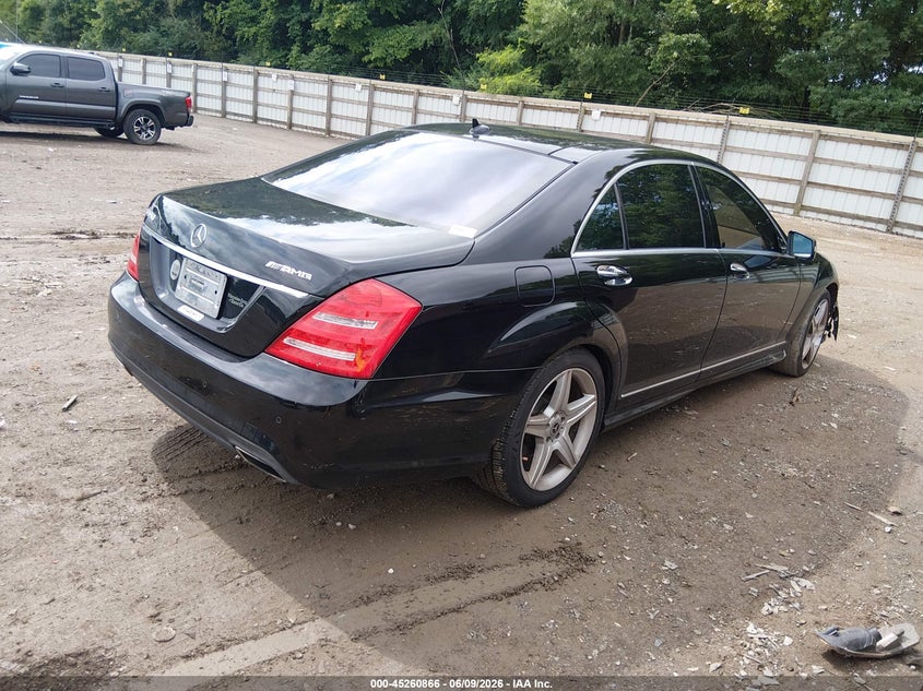 2011 Mercedes-benz S-klasse VIN WDDNG7BB6BA407266 IAAI salvage auction — FRONT END, Salvage (Tennessee), sold $1,250 on 2026-07-08 (photo 4)