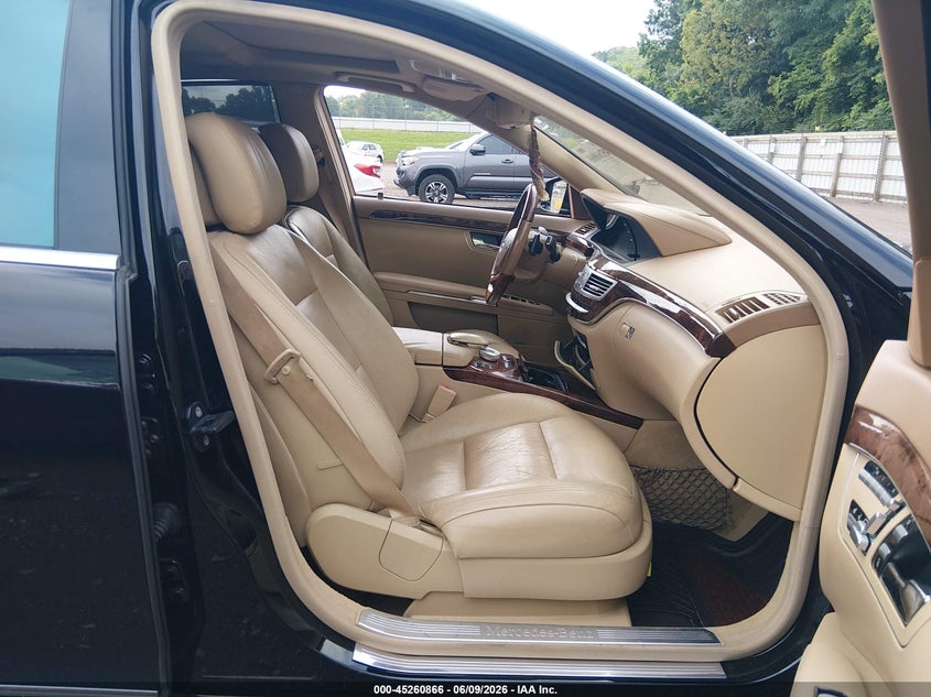 2011 Mercedes-benz S-klasse VIN WDDNG7BB6BA407266 IAAI salvage auction — FRONT END, Salvage (Tennessee), sold $1,250 on 2026-07-08 (photo 5)