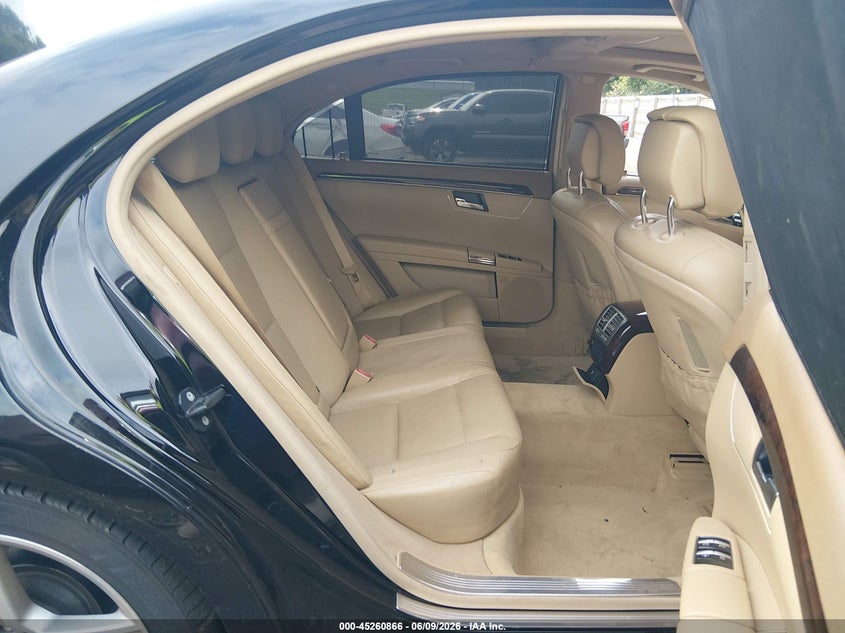 2011 Mercedes-benz S-klasse VIN WDDNG7BB6BA407266 IAAI salvage auction — FRONT END, Salvage (Tennessee), sold $1,250 on 2026-07-08 (photo 8)