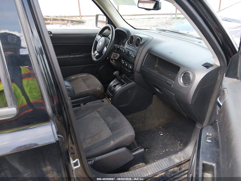 2016 Jeep Liberty (patriot) VIN 1C4NJPBA6GD553109 IAAI salvage auction — REAR END, Salvage Title, sold $175 on 2026-07-09 (photo 5)