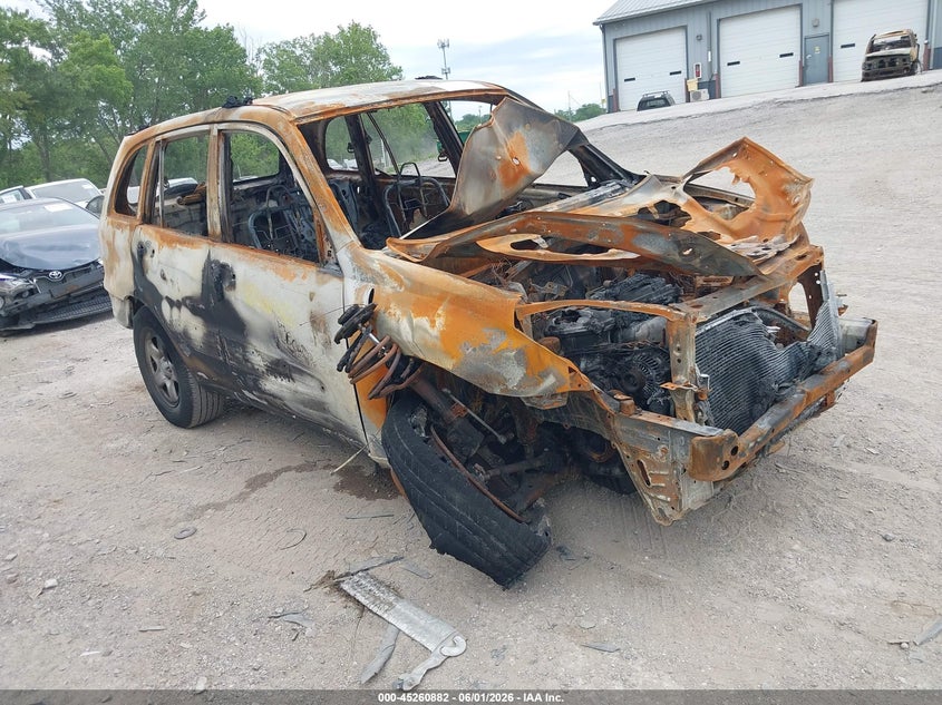 2003 Toyota Rav4 VIN JTEGH20V330110510 IAAI salvage auction — ENGINE BURN, Clear (Indiana), sold $275 on 2026-07-08 (photo 1)
