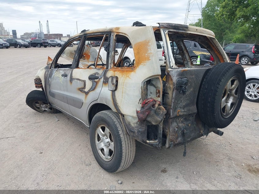 2003 Toyota Rav4 VIN JTEGH20V330110510 IAAI salvage auction — ENGINE BURN, Clear (Indiana), sold $275 on 2026-07-08 (photo 3)