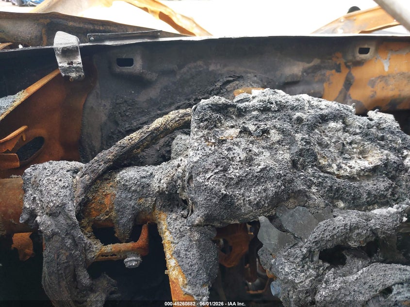 2003 Toyota Rav4 VIN JTEGH20V330110510 IAAI salvage auction — ENGINE BURN, Clear (Indiana), sold $275 on 2026-07-08 (photo 7)