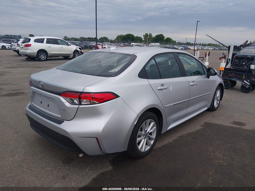 2025 Toyota Corolla VIN 5YFB4MDE0SP339201 IAAI salvage auction — SIDE, Salvage (Minnesota), sold $6,100 on 2026-07-31 (photo 4)