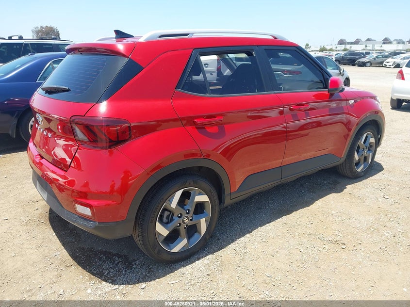 2022 Hyundai Venue VIN KMHRC8A30NU154130 IAAI salvage auction — LEFT FRONT, Salvage Title, sold $4,250 on 2026-07-13 (photo 4)