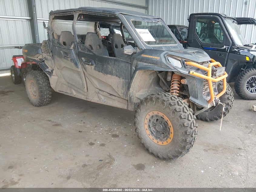 2025 Can-am/ brp Commander VIN 3JBACAX47SE001668 IAAI salvage auction — ROLLOVER, Reg Card (Minnesota), sold $8,000 on 2026-07-28 (photo 1)