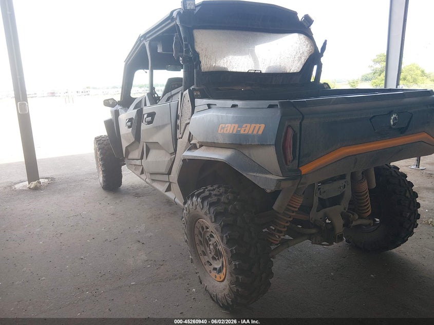 2025 Can-am/ brp Commander VIN 3JBACAX47SE001668 IAAI salvage auction — ROLLOVER, Reg Card (Minnesota), sold $8,000 on 2026-07-28 (photo 3)