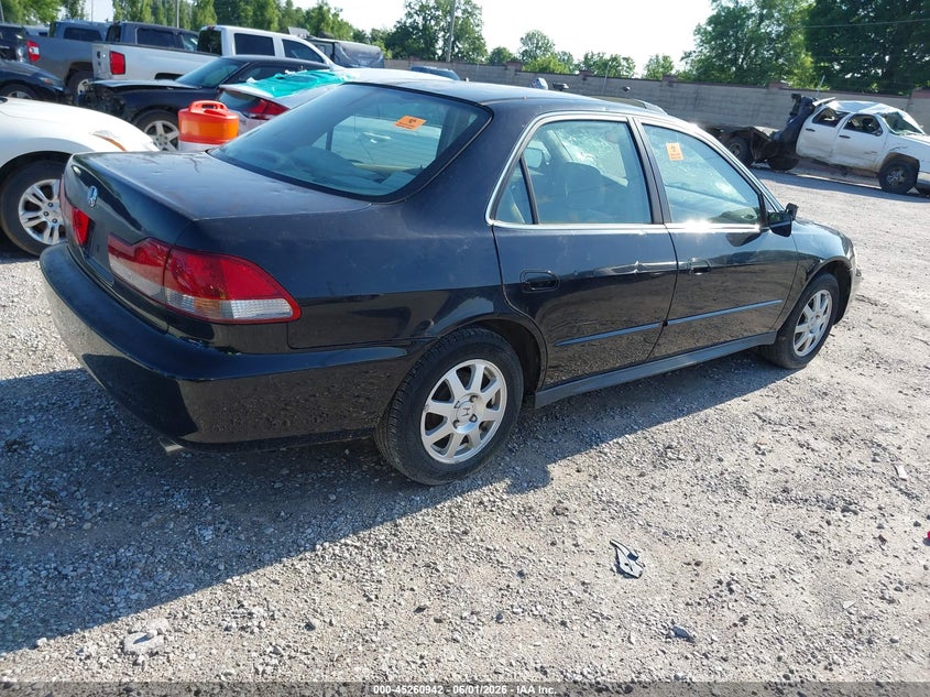 2002 Honda Accord VIN JHMCG56702C032568 IAAI salvage auction — HAIL, Clear (Missouri), sold $200 on 2026-07-06 (photo 4)