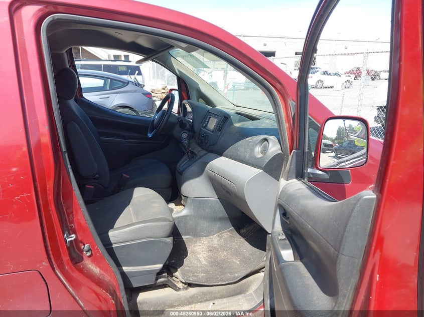 2017 Nissan Nv200 VIN 3N6CM0KN0HK705554 IAAI salvage auction — REAR END, Salvage Title, sold $900 on 2026-07-06 (photo 5)