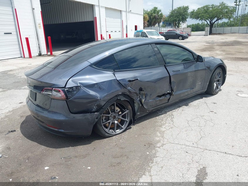 2021 Tesla Model 3 VIN 5YJ3E1EA0MF058025 IAAI salvage auction — RIGHT SIDE, Salvage Title, sold $4,700 on 2026-07-15 (photo 4)