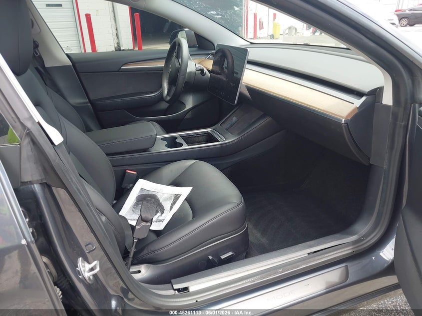 2021 Tesla Model 3 VIN 5YJ3E1EA0MF058025 IAAI salvage auction — RIGHT SIDE, Salvage Title, sold $4,700 on 2026-07-15 (photo 5)