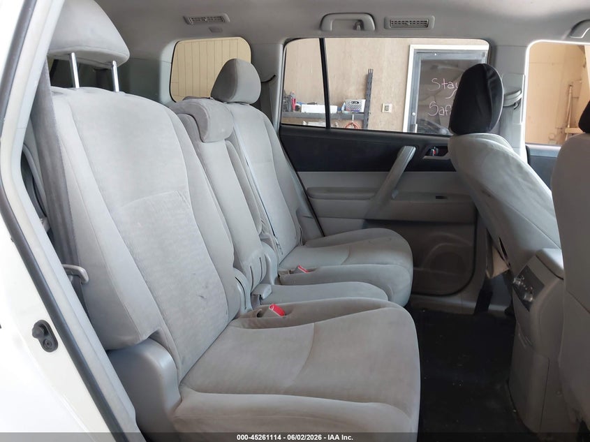 2012 Toyota Highlander VIN JTEBC3EH9C2004357 IAAI salvage auction — NORMAL WEAR, Clear (Tennessee), sold $1,050 on 2026-07-06 (photo 8)