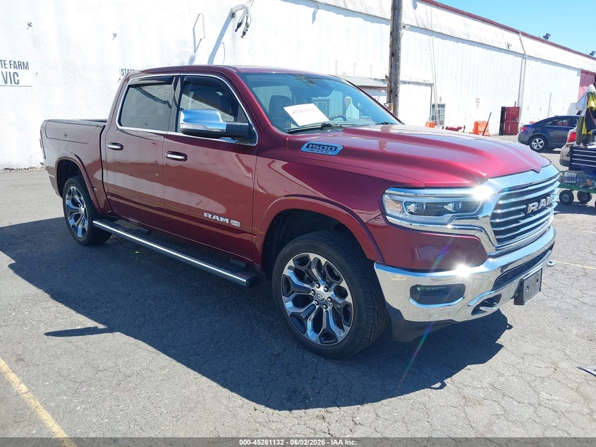 2019 Ram 1500 VIN 1C6SRFKT8KN793599 IAAI salvage auction — REAR END, Salvage (Oregon), sold $17,600 on 2026-07-25 (photo 1)