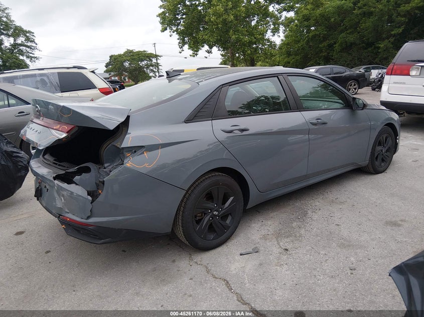 2022 Hyundai Elantra VIN KMHLM4AG2NU246712 IAAI salvage auction — REAR END, Salvage (Kentucky), sold $3,800 on 2026-07-31 (photo 4)