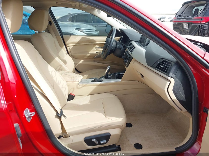 2016 BMW 3er VIN WBA8A9C57GK617743 IAAI salvage auction — RIGHT FRONT, Salvage Title, sold $3,050 on 2026-07-20 (photo 5)