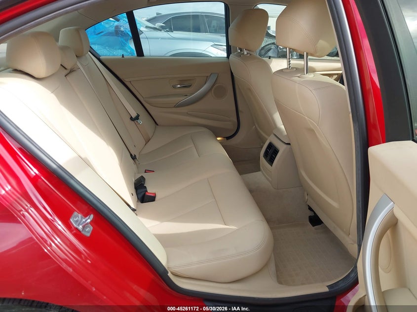 2016 BMW 3er VIN WBA8A9C57GK617743 IAAI salvage auction — RIGHT FRONT, Salvage Title, sold $3,050 on 2026-07-20 (photo 8)