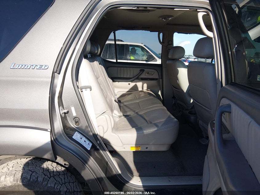 2003 Toyota Sequoia VIN 5TDBT48A33S194528 IAAI salvage auction — FRONT END, Salvage (Illinois), sold $825 on 2026-07-21 (photo 8)
