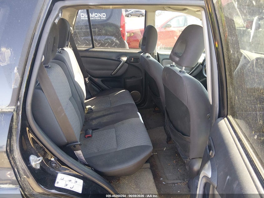 2005 Toyota Rav 4 VIN JTEHD20V456028401 IAAI salvage auction — NORMAL WEAR, Clear (Massachusetts), sold $675 on 2026-07-17 (photo 8)