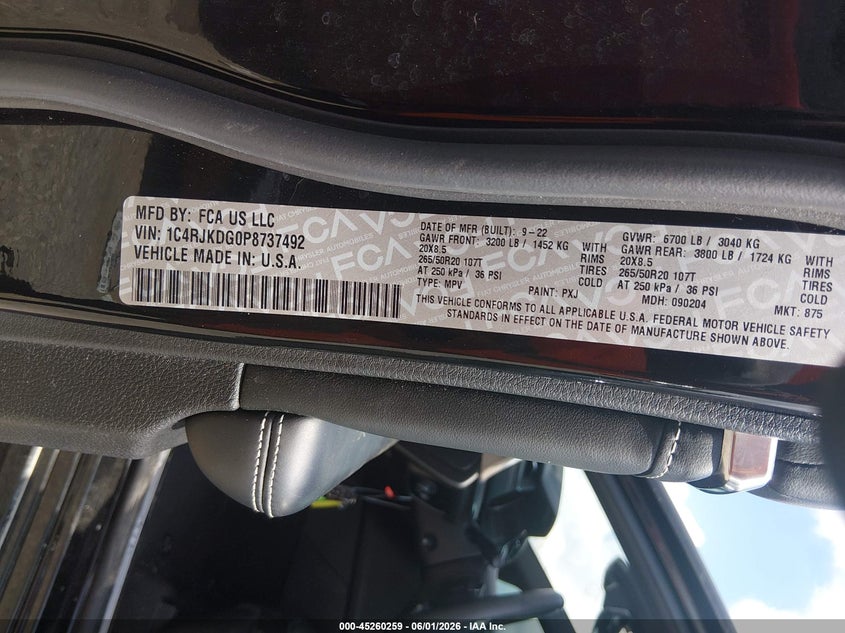 2023 Jeep Grand cherokee VIN 1C4RJKDG0P8737492 IAAI salvage auction — SIDE, Salvage Title, sold $9,350 on 2026-07-18 (photo 9)