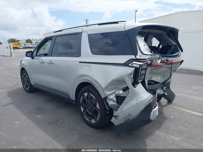 2026 Kia Carnival VIN KNDNC5K33T6613684 IAAI salvage auction — REAR END, Salvage Title, sold $9,475 on 2026-07-27 (photo 3)