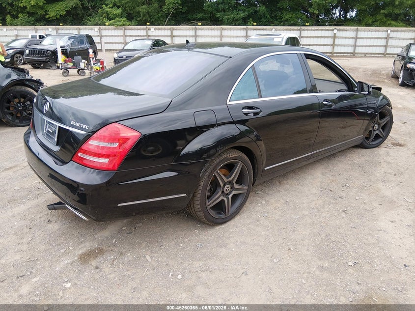 2012 Mercedes-benz VIN WDDNG8DB1CA423458 IAAI salvage auction — FRONT END, Salvage Title, sold $1,900 on 2026-08-12 (photo 4)