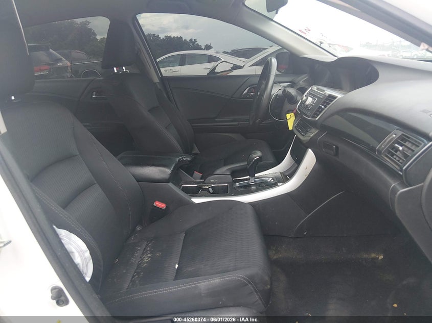 2015 Honda Accord VIN 1HGCR2F52FA107007 IAAI salvage auction — RIGHT SIDE, Salvage Title, sold $675 on 2026-07-28 (photo 5)