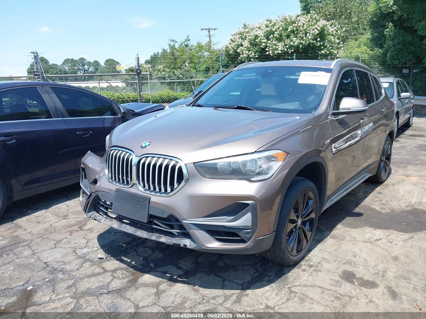 2020 BMW X1 VIN WBXJG9C08L5R21330 IAAI salvage auction — RIGHT SIDE, Salvage Title, sold $3,150 on 2026-07-23 (photo 2)