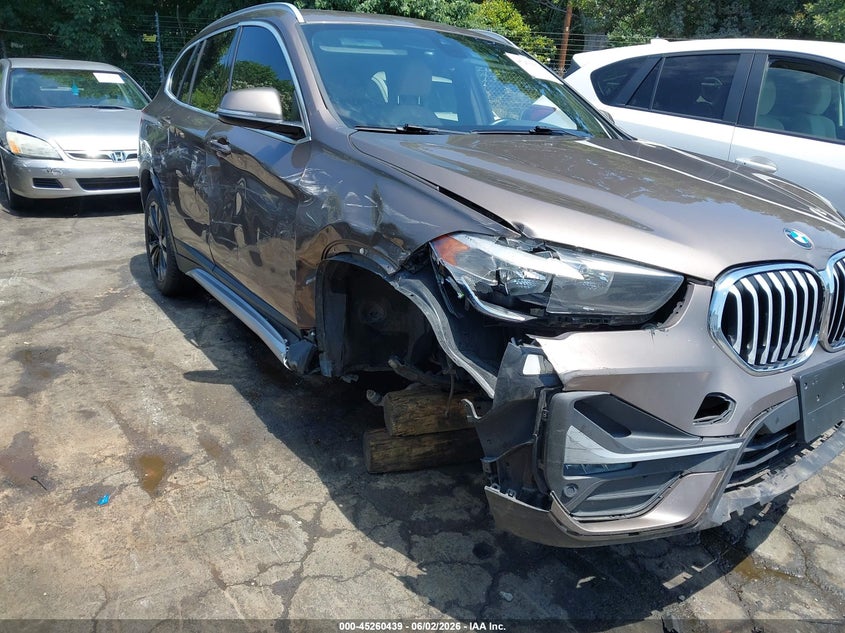 2020 BMW X1 VIN WBXJG9C08L5R21330 IAAI salvage auction — RIGHT SIDE, Salvage Title, sold $3,150 on 2026-07-23 (photo 6)