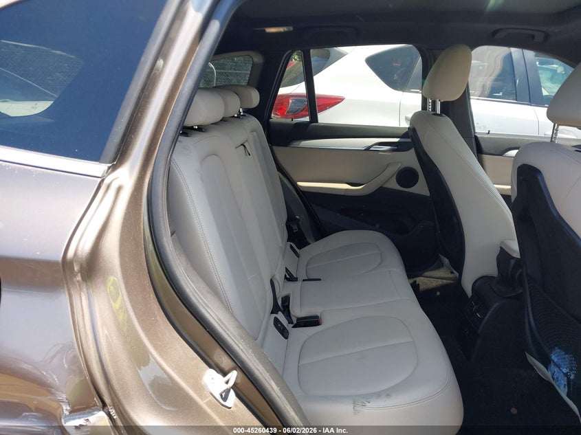 2020 BMW X1 VIN WBXJG9C08L5R21330 IAAI salvage auction — RIGHT SIDE, Salvage Title, sold $3,150 on 2026-07-23 (photo 8)