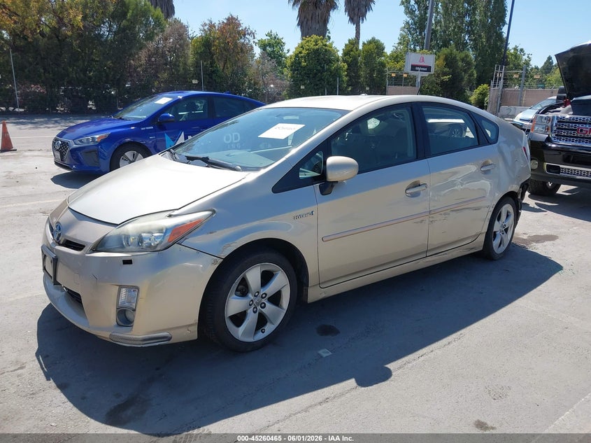 2010 Toyota Prius v VIN JTDKN3DU1A0202839 IAAI salvage auction — NORMAL WEAR, Salvage (California), sold $850 on 2026-07-20 (photo 2)