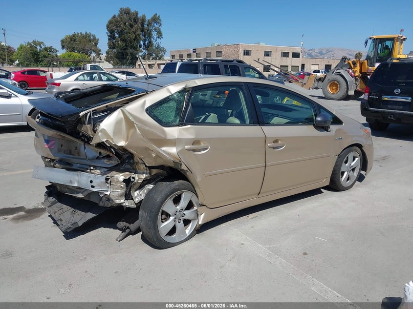 2010 Toyota Prius v VIN JTDKN3DU1A0202839 IAAI salvage auction — NORMAL WEAR, Salvage (California), sold $850 on 2026-07-20 (photo 4)