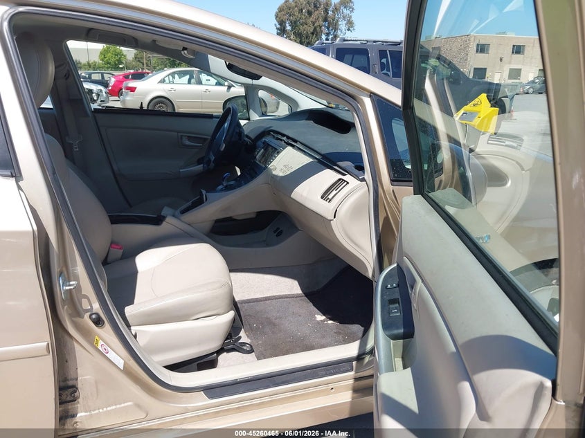 2010 Toyota Prius v VIN JTDKN3DU1A0202839 IAAI salvage auction — NORMAL WEAR, Salvage (California), sold $850 on 2026-07-20 (photo 5)